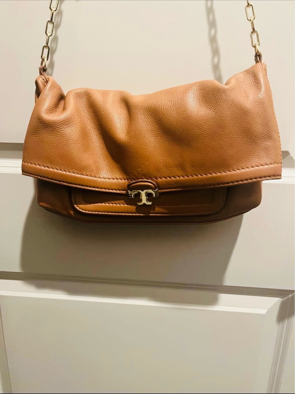 Tory Burch Caramel Leather Shoulder Bag with Gold Chain